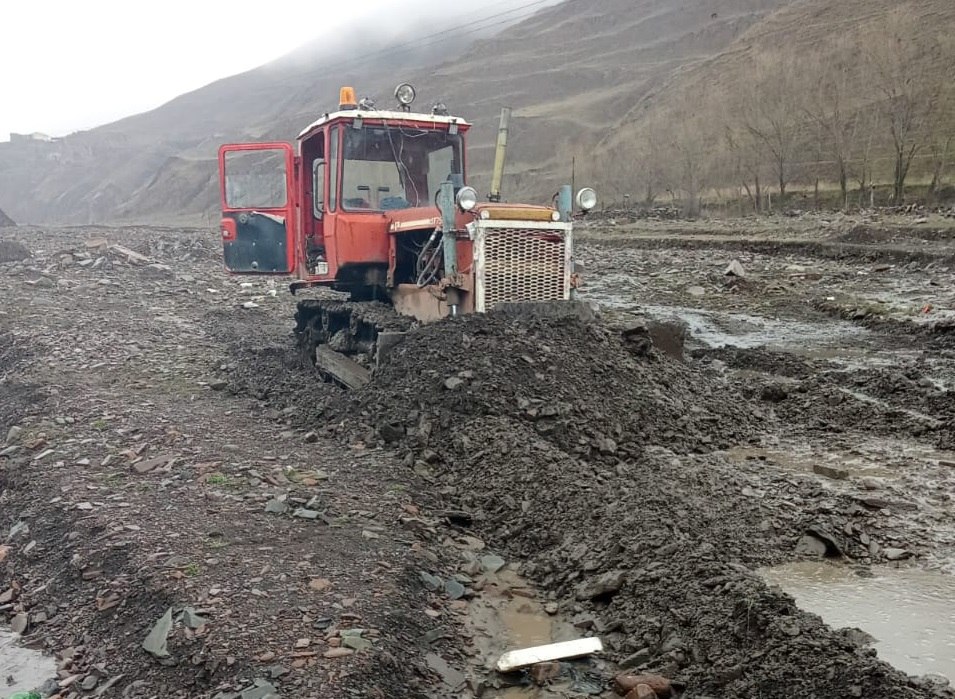 Дорожники Дагестана продолжают работы по содержанию и благоустройству дорог